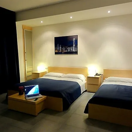 Enny Hotel
